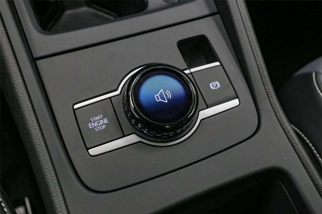 new 2025 Volkswagen Tiguan car, priced at $35,030