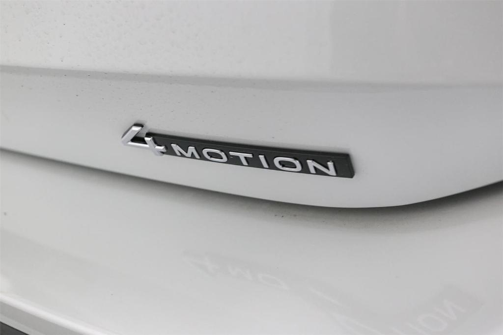 new 2025 Volkswagen Tiguan car, priced at $37,631