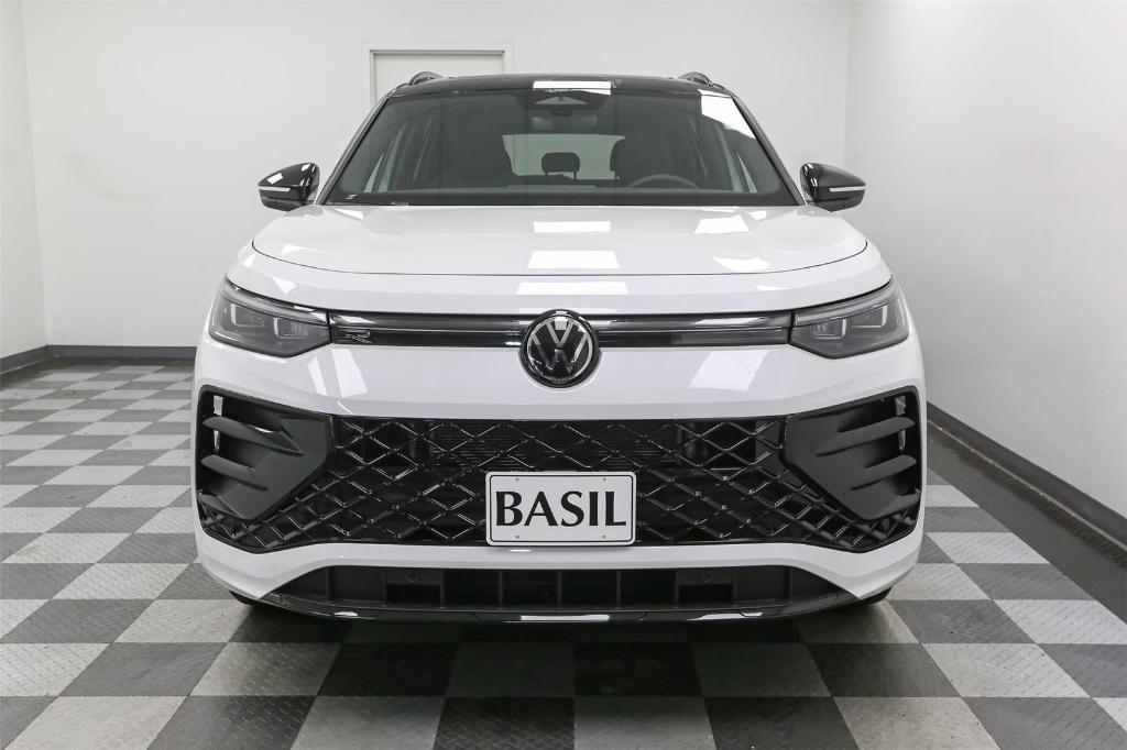new 2025 Volkswagen Tiguan car, priced at $37,631