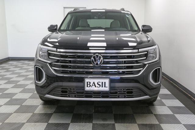 new 2025 Volkswagen Atlas car, priced at $42,766