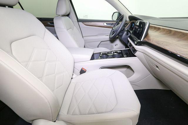 new 2025 Volkswagen Atlas car, priced at $42,766