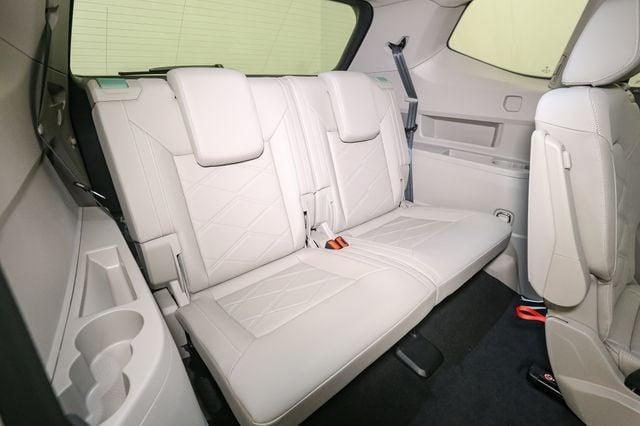 new 2025 Volkswagen Atlas car, priced at $42,766