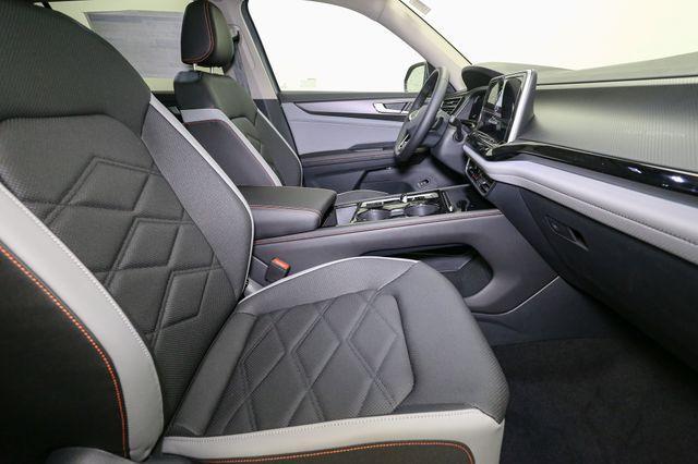 new 2025 Volkswagen Atlas car, priced at $45,663