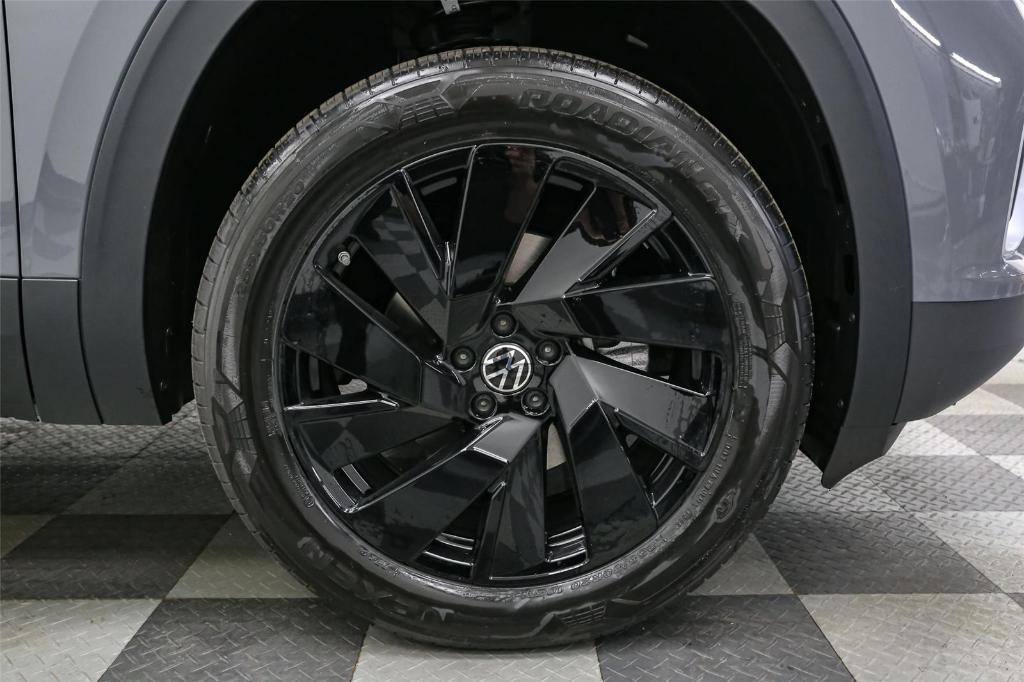 new 2026 Volkswagen Atlas car, priced at $45,780