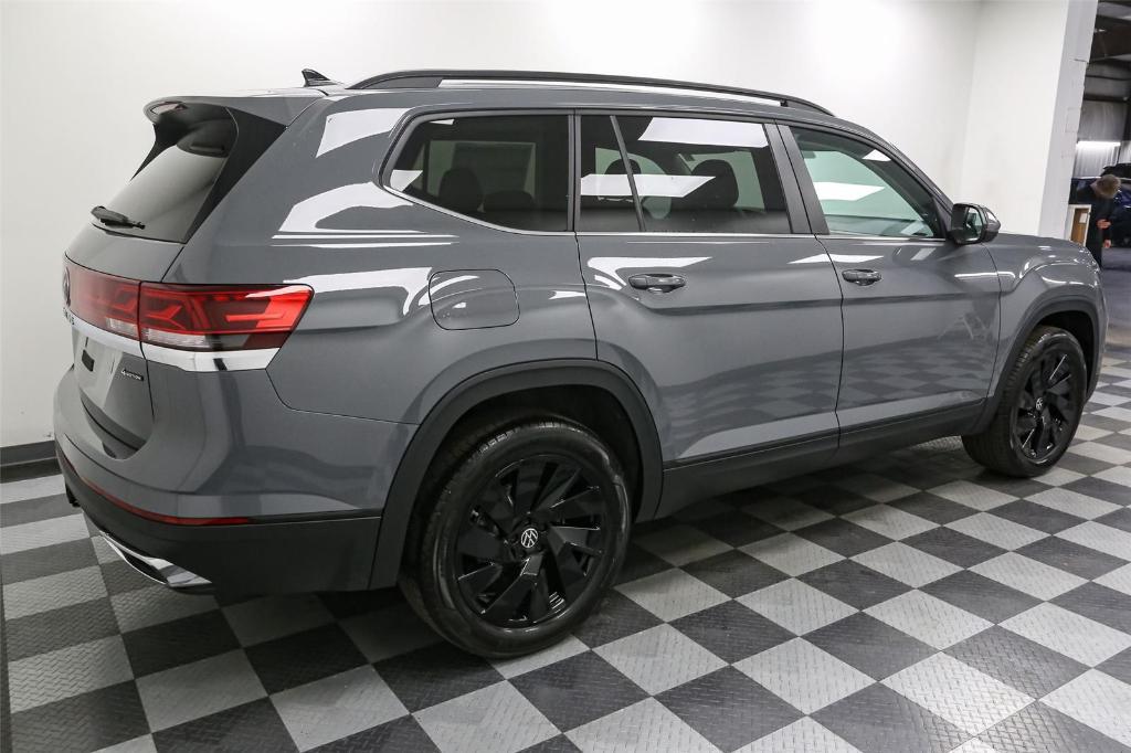 new 2026 Volkswagen Atlas car, priced at $45,780