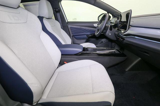 new 2025 Volkswagen ID.4 car, priced at $54,076