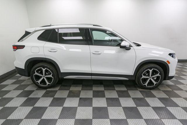 new 2025 Volkswagen Tiguan car, priced at $34,314