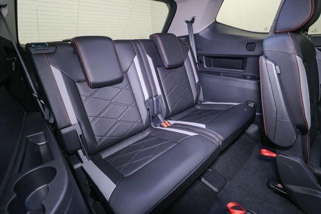 new 2025 Volkswagen Atlas car, priced at $45,041