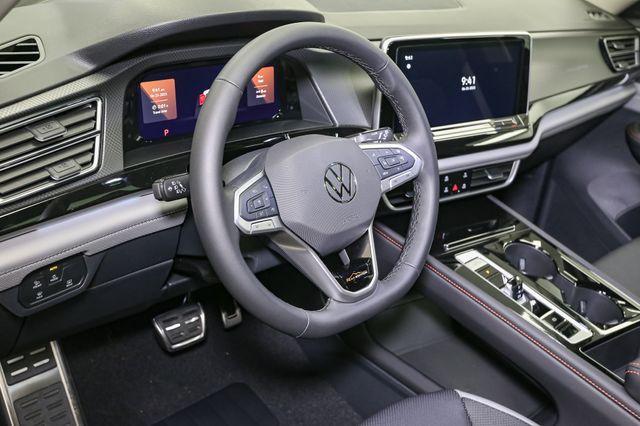 new 2025 Volkswagen Atlas car, priced at $45,041