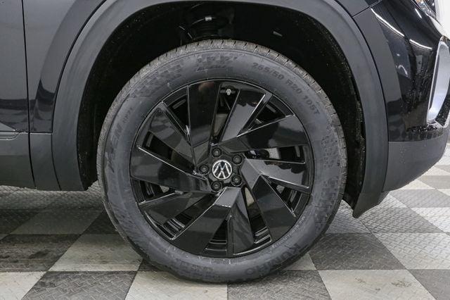 new 2025 Volkswagen Atlas car, priced at $42,816