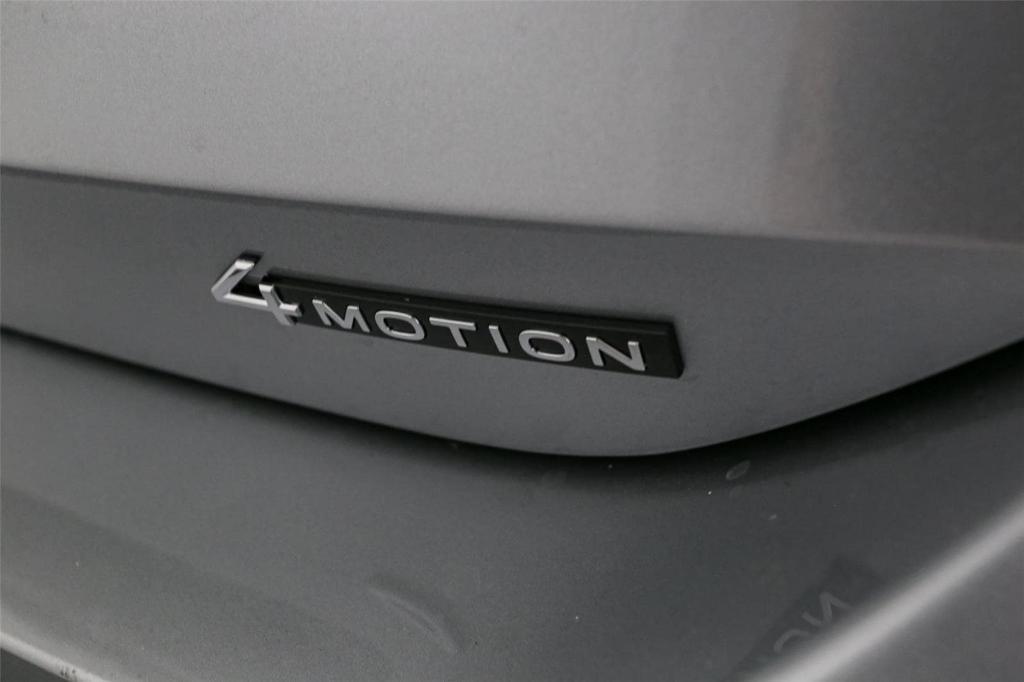 new 2025 Volkswagen Tiguan car, priced at $34,469