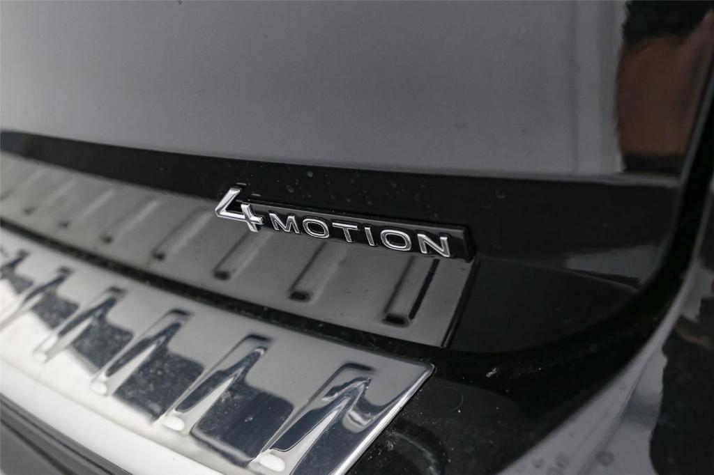 new 2025 Volkswagen Taos car, priced at $30,292