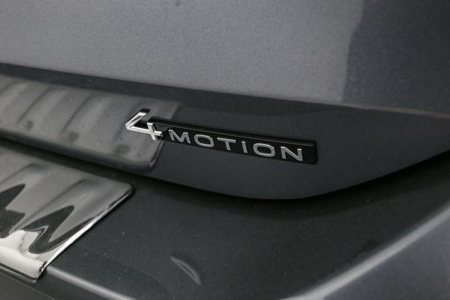 new 2025 Volkswagen Tiguan car, priced at $32,194
