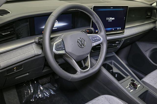 new 2025 Volkswagen Tiguan car, priced at $32,194