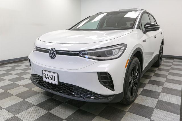 new 2025 Volkswagen ID.4 car, priced at $50,550