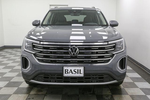 new 2025 Volkswagen Atlas car, priced at $47,238