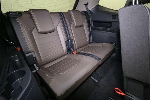 new 2025 Volkswagen Atlas car, priced at $47,238