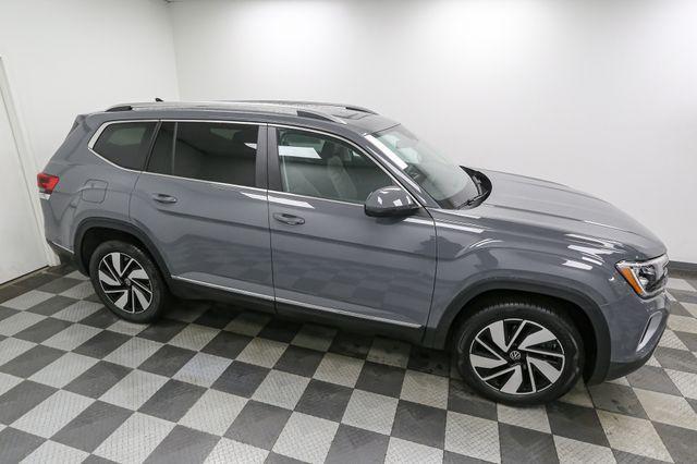 new 2025 Volkswagen Atlas car, priced at $47,238