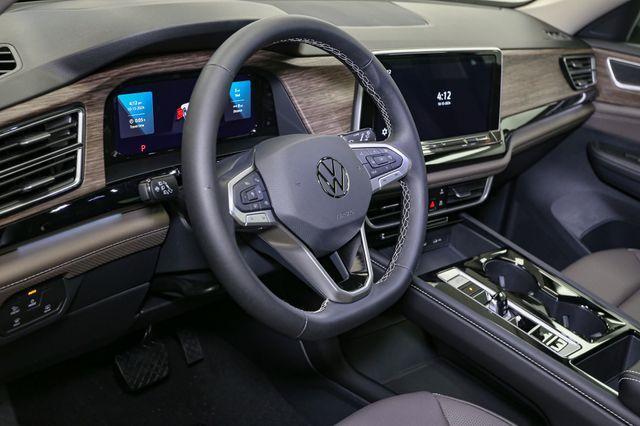 new 2025 Volkswagen Atlas car, priced at $47,238