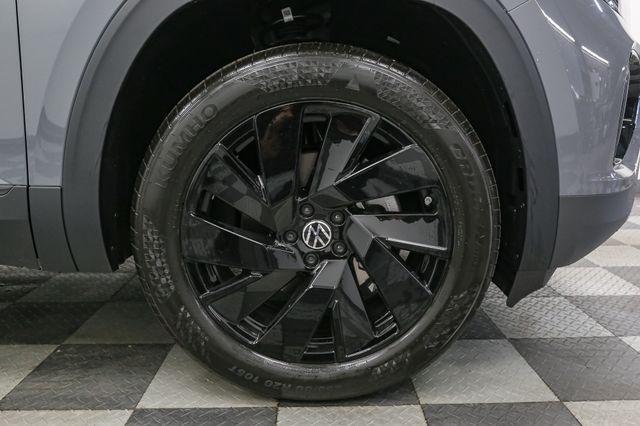new 2025 Volkswagen Atlas Cross Sport car, priced at $43,466
