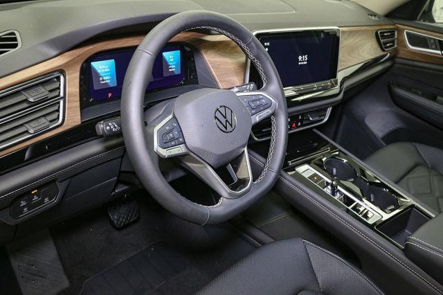 new 2024 Volkswagen Atlas car, priced at $41,095