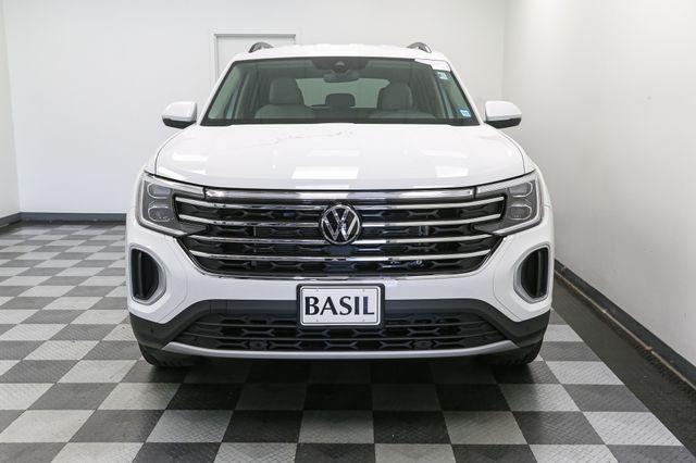 new 2024 Volkswagen Atlas car, priced at $41,095