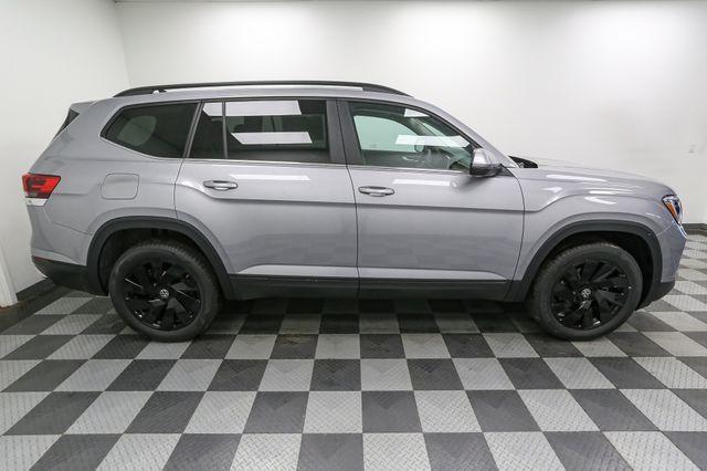 new 2025 Volkswagen Atlas car, priced at $43,795