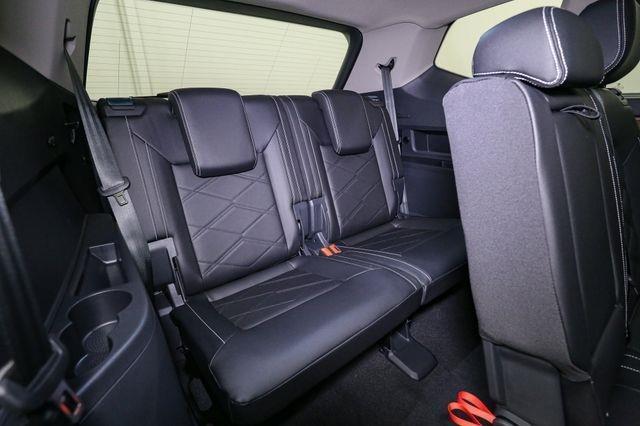 new 2025 Volkswagen Atlas car, priced at $39,669