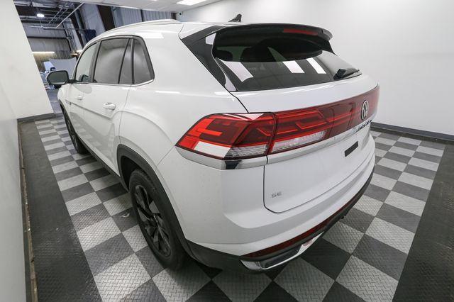 new 2025 Volkswagen Atlas Cross Sport car, priced at $42,000
