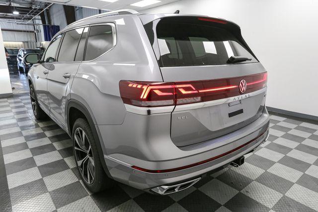 new 2024 Volkswagen Atlas car, priced at $48,598