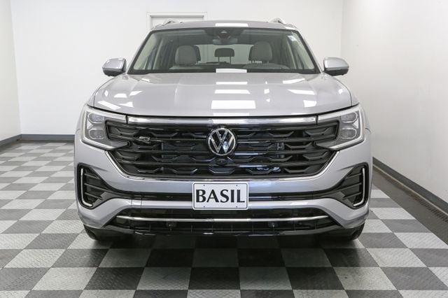 new 2024 Volkswagen Atlas car, priced at $48,598