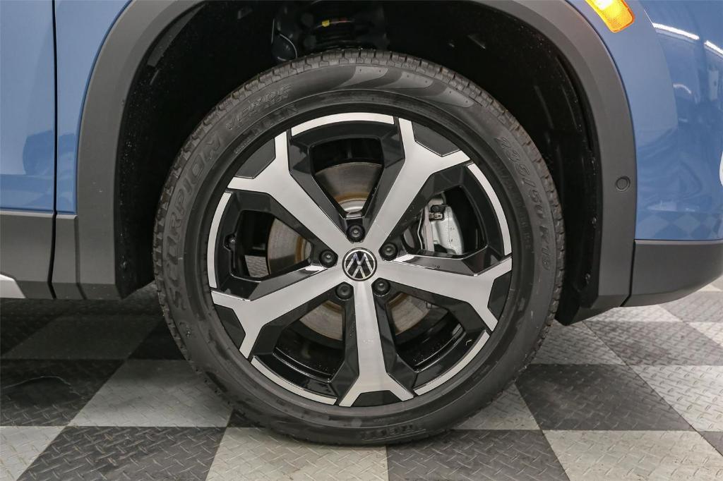new 2026 Volkswagen Tiguan car, priced at $37,385