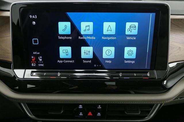 new 2025 Volkswagen Atlas car, priced at $44,870