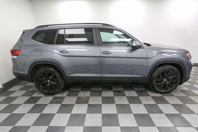 new 2025 Volkswagen Atlas car, priced at $44,870