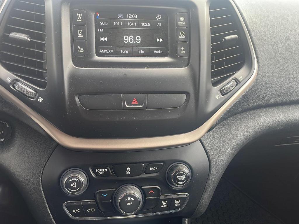 used 2016 Jeep Cherokee car, priced at $11,725