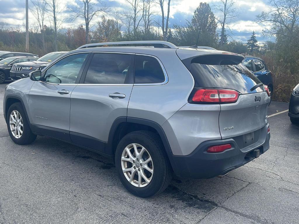 used 2016 Jeep Cherokee car, priced at $11,725