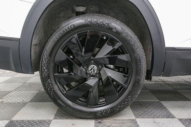 used 2024 Volkswagen Atlas car, priced at $40,595
