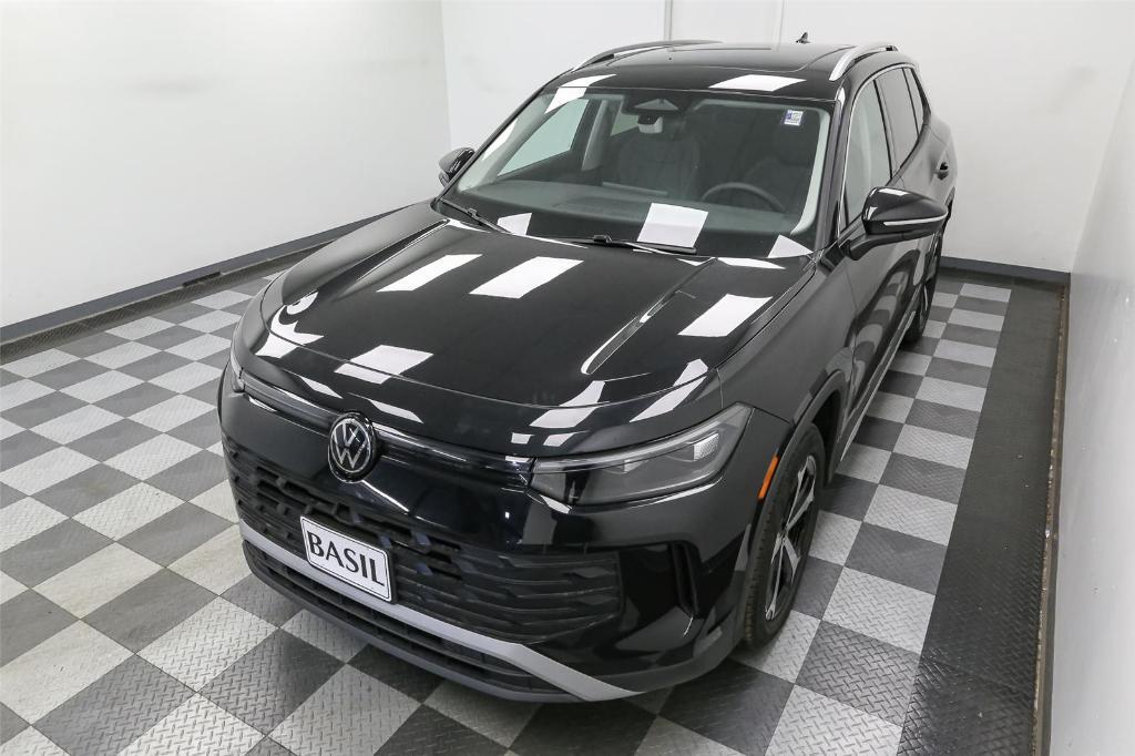 new 2025 Volkswagen Tiguan car, priced at $35,355