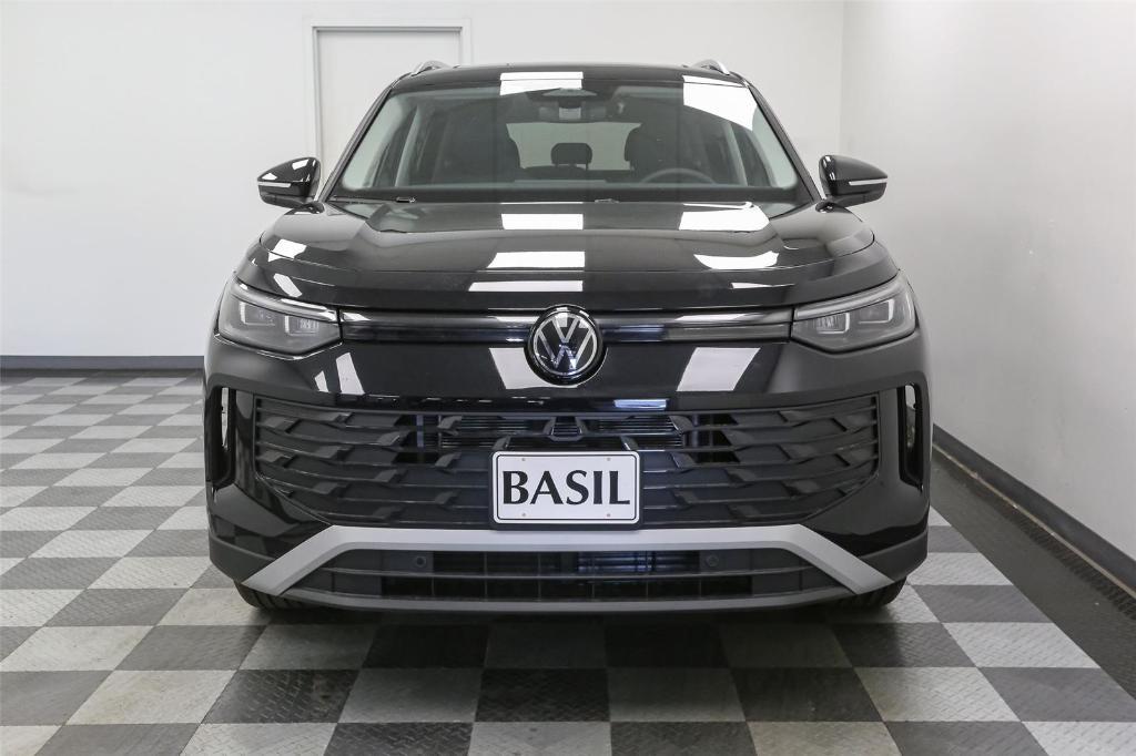 new 2025 Volkswagen Tiguan car, priced at $35,355