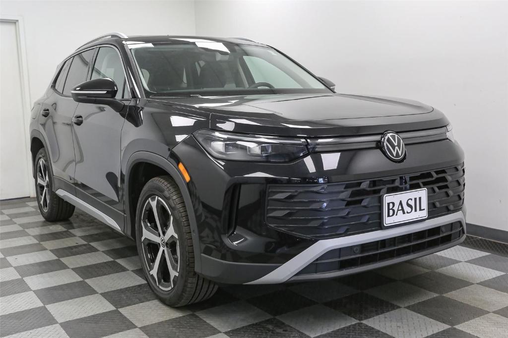 new 2025 Volkswagen Tiguan car, priced at $35,355