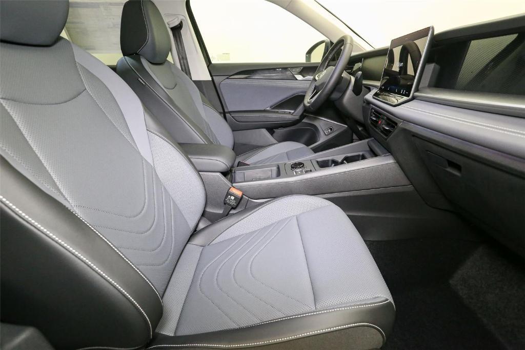 new 2025 Volkswagen Tiguan car, priced at $35,355