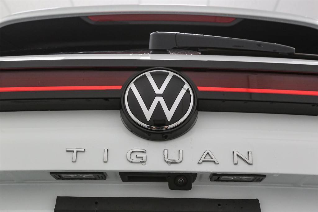 new 2025 Volkswagen Tiguan car, priced at $31,288