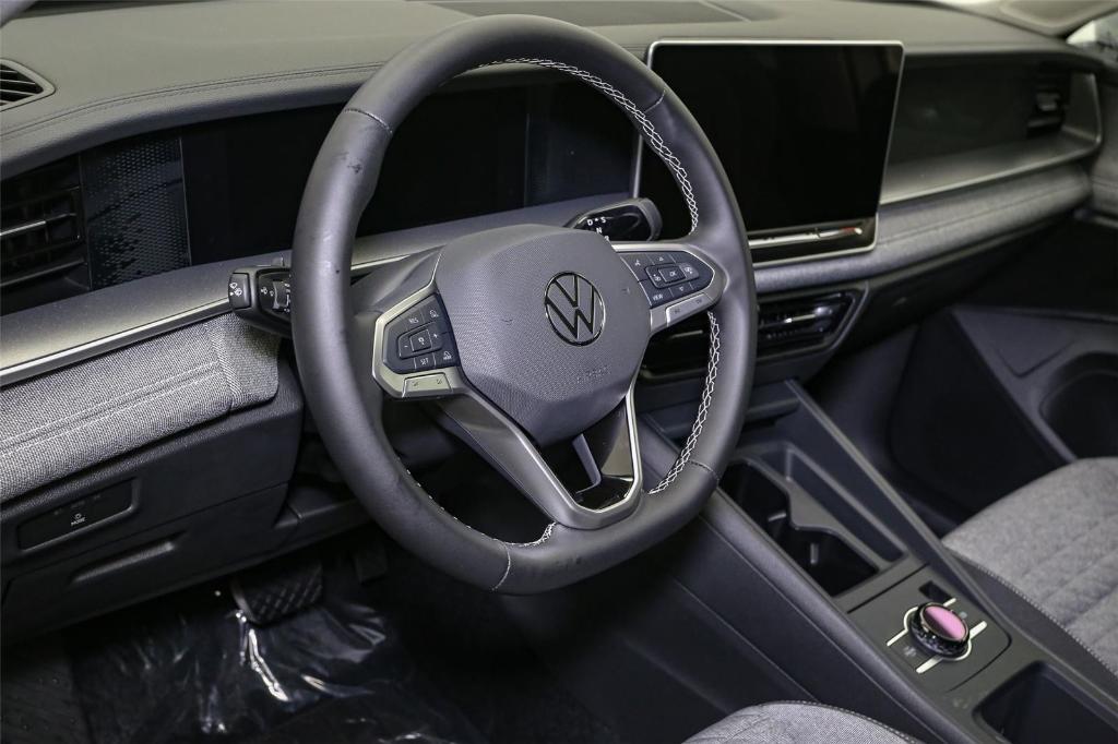 new 2025 Volkswagen Tiguan car, priced at $31,288