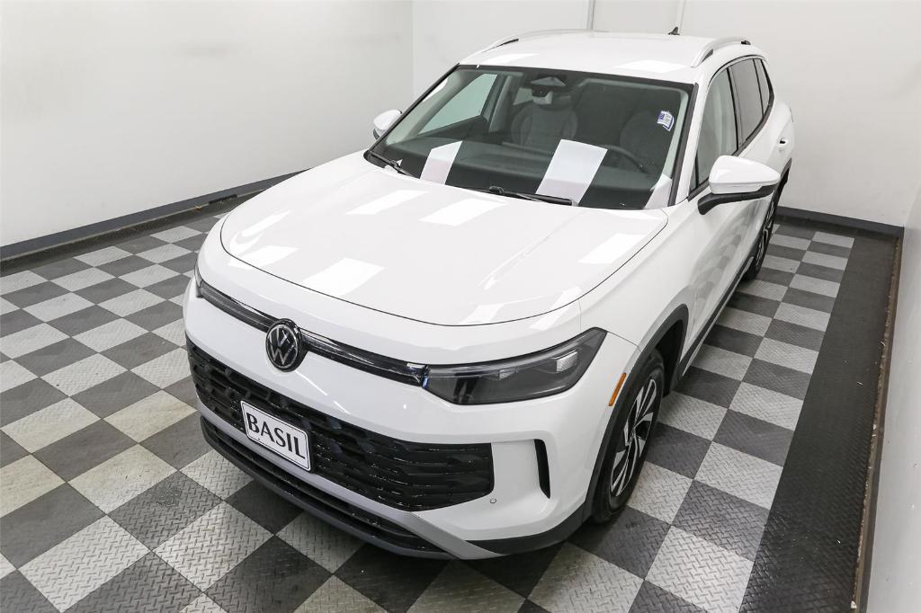 new 2025 Volkswagen Tiguan car, priced at $31,288