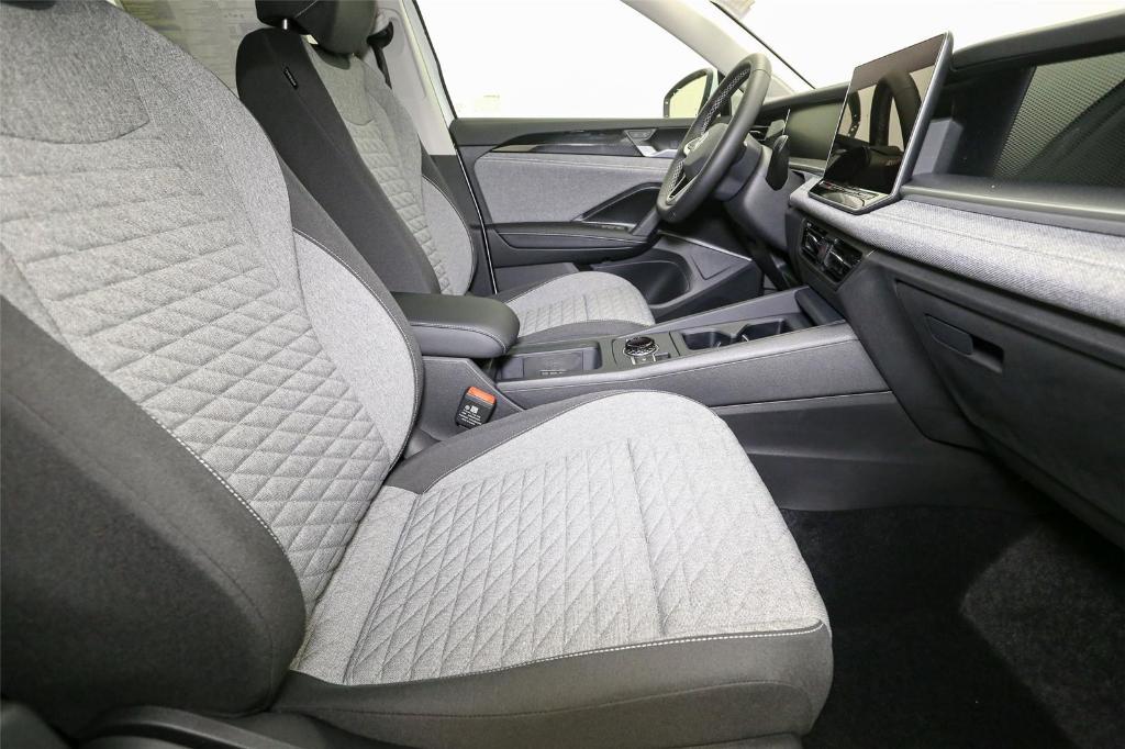 new 2025 Volkswagen Tiguan car, priced at $31,288