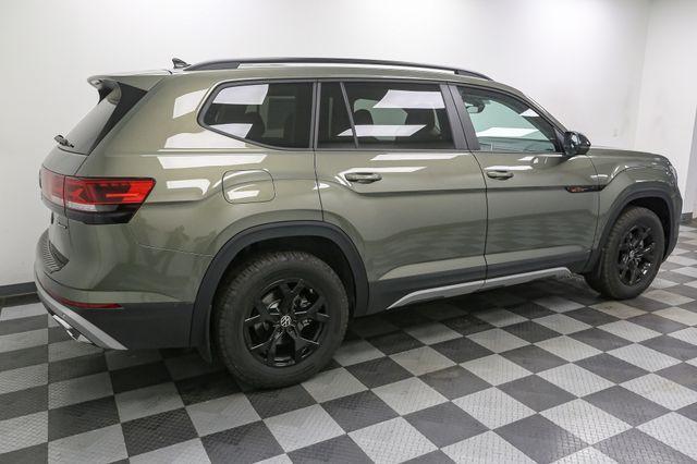 new 2025 Volkswagen Atlas car, priced at $45,062