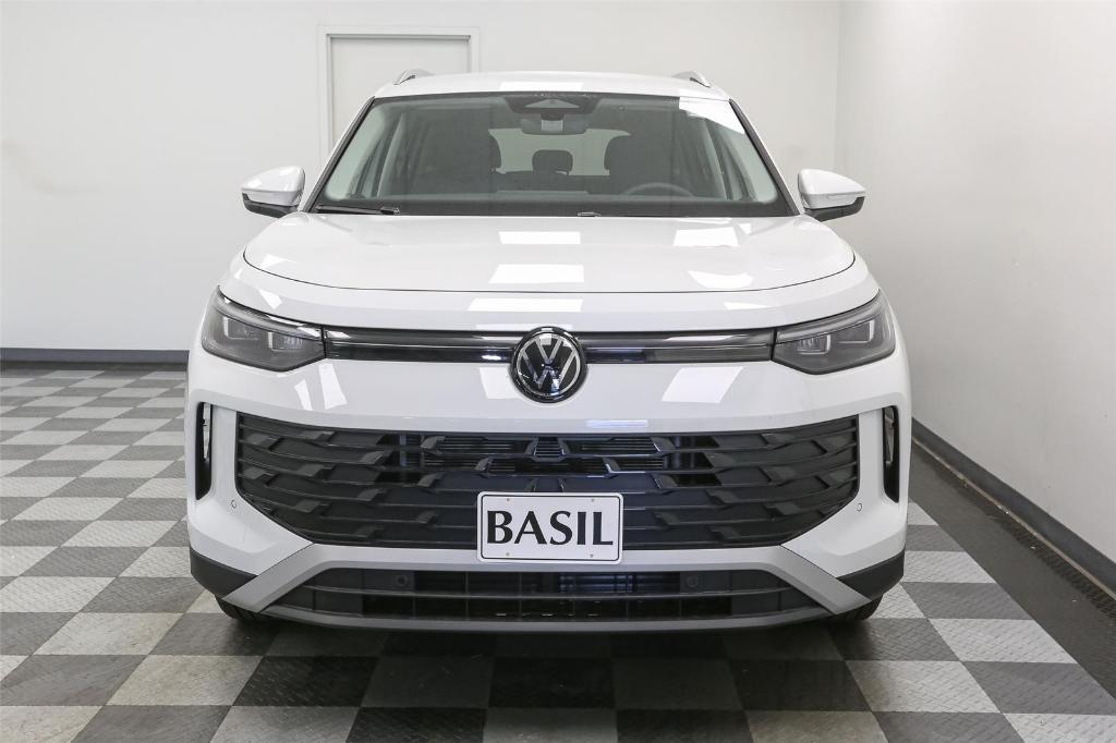 new 2025 Volkswagen Tiguan car, priced at $33,706