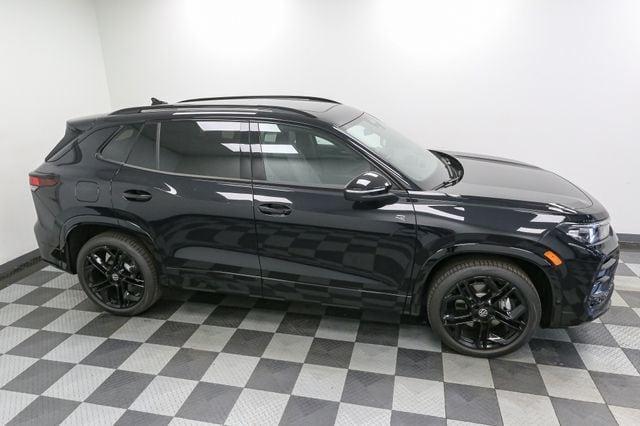 new 2025 Volkswagen Tiguan car, priced at $37,070