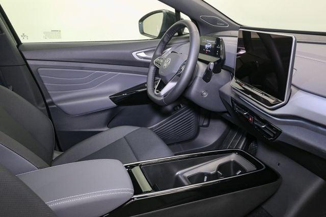 new 2025 Volkswagen ID.4 car, priced at $52,937