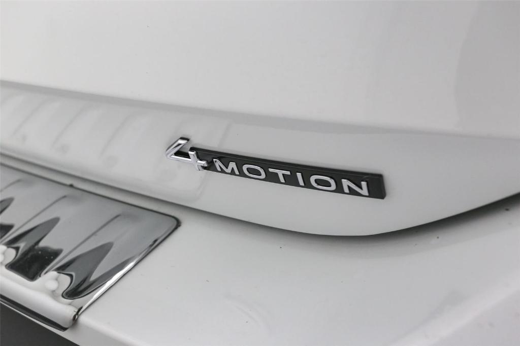 new 2025 Volkswagen Tiguan car, priced at $31,186